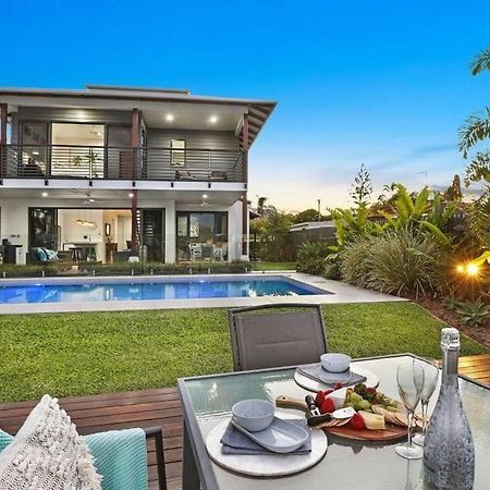 Waterfront Home Bordering Mooloolaba 버디나 외부 사진