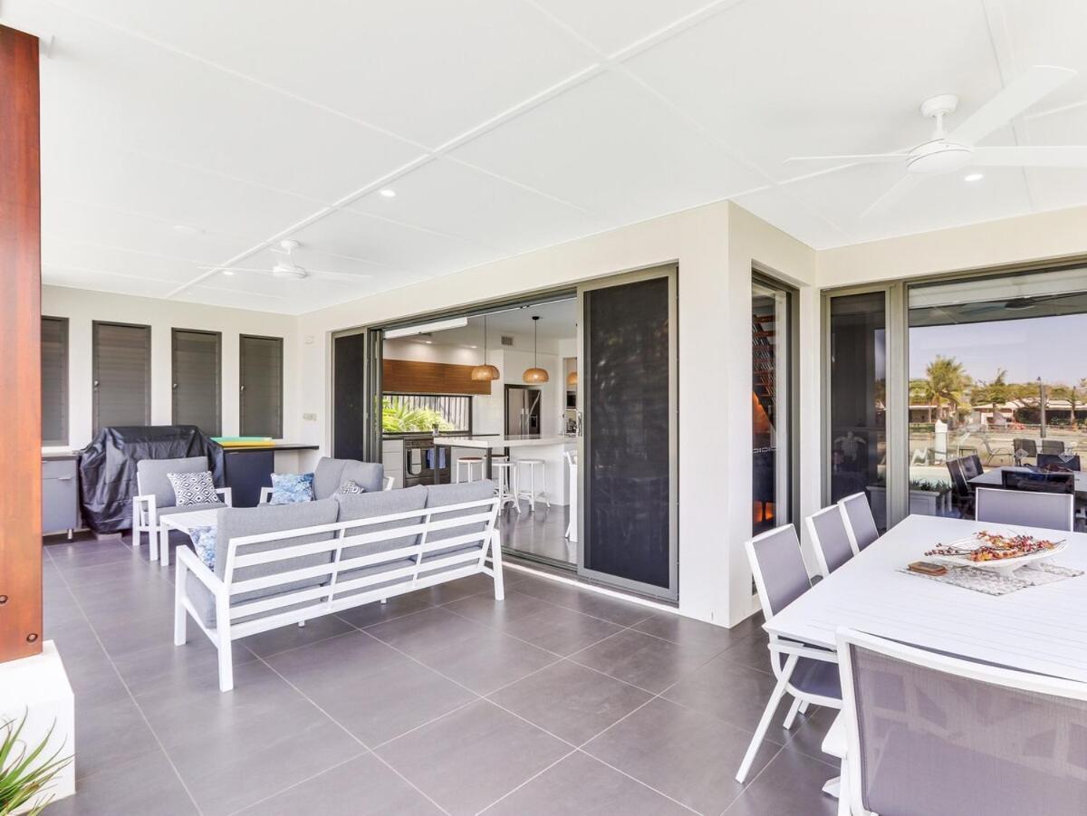Waterfront Home Bordering Mooloolaba 버디나 외부 사진