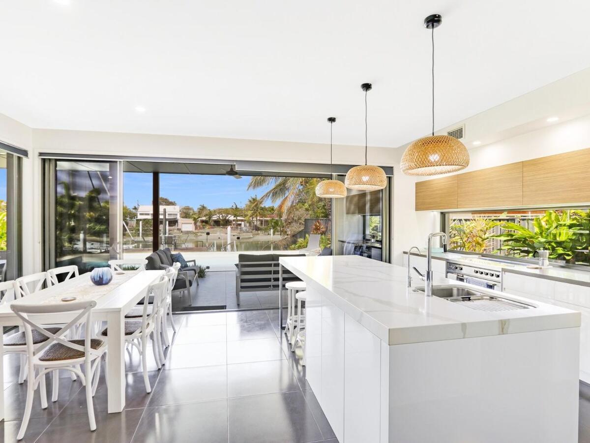 Waterfront Home Bordering Mooloolaba 버디나 외부 사진
